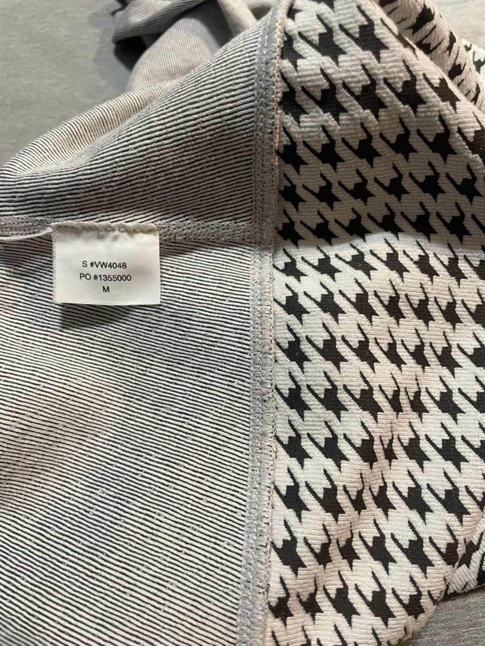 Vuori Houndstooth Leggings M High Rise Textured Athleisure Yoga - Picture 10 of 10